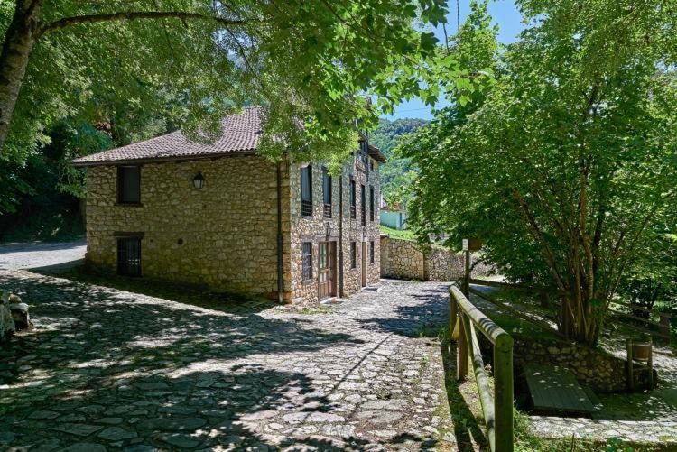 Hotel Rural La Tahona De Besnes Arenas De Cabrales Dış mekan fotoğraf
